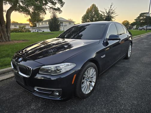 Blue 2016 BMW 528 i xDrive