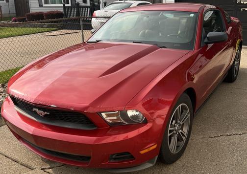 2010 Ford Mustang Base