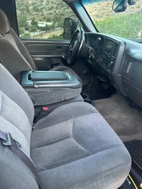 2004 Chevrolet Silverado 1500 LS Extended Cab