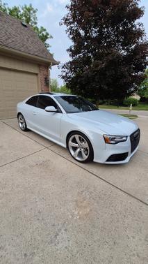Gray 2014 Audi RS 5 4.2