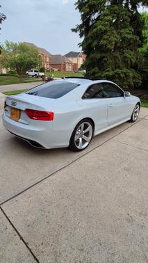Gray 2014 Audi RS 5 4.2