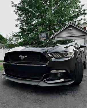 Black 2016 Ford Mustang GT