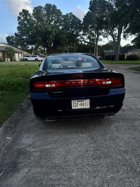 Blue 2014 Dodge Charger SE