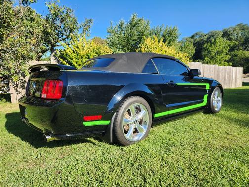 Black 2009 Ford Mustang GT