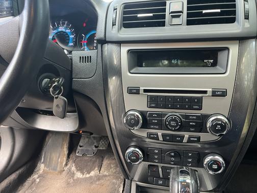 Blue 2012 Ford Fusion SEL