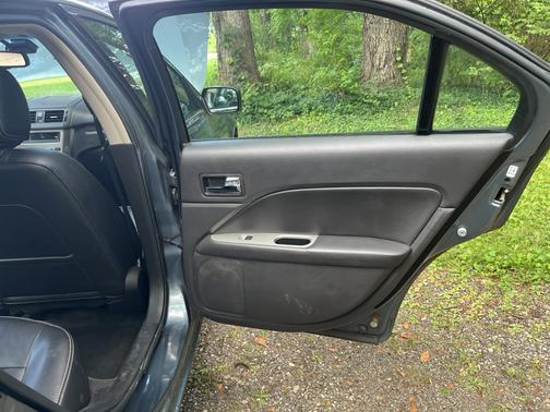 Blue 2012 Ford Fusion SEL