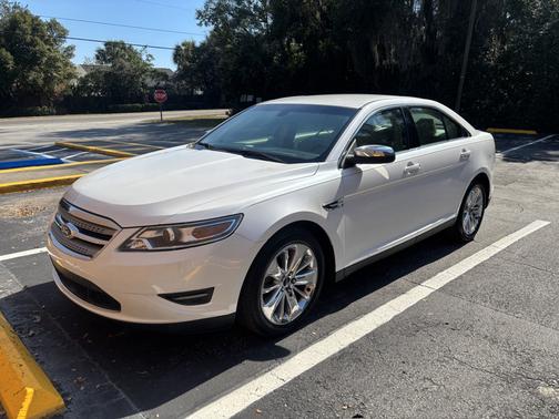 2011 Ford Taurus Limited