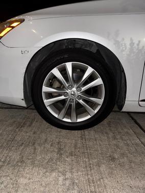 White 2011 Lexus ES 350 Base