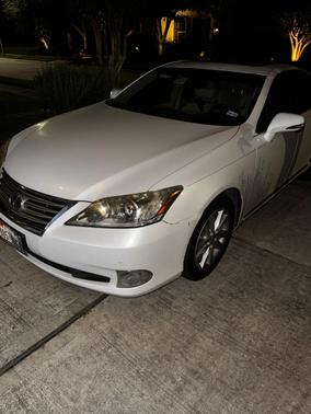 White 2011 Lexus ES 350 Base
