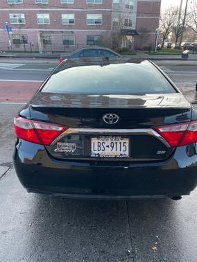 Black 2015 Toyota Camry SE