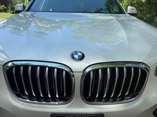 White 2021 BMW X4 xDrive30i
