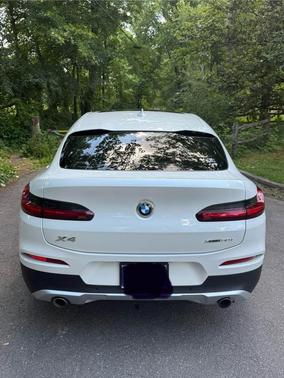 White 2021 BMW X4 xDrive30i
