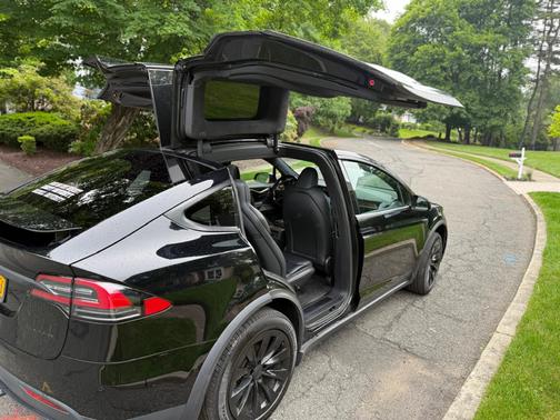 2020 Tesla Model X Long Range Plus