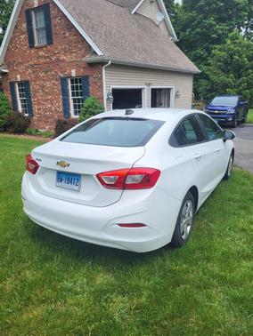 White 2017 Chevrolet Cruze LS
