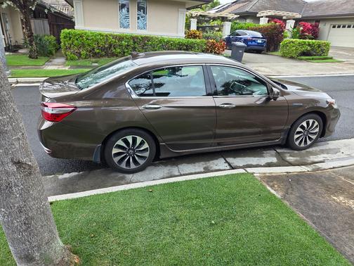 2017 Honda Accord Hybrid Touring