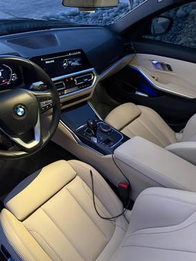 2019 BMW 330 i