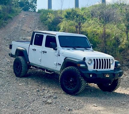 White 2020 Jeep Gladiator Sport S