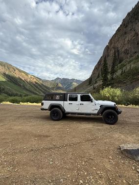 White 2020 Jeep Gladiator Sport S