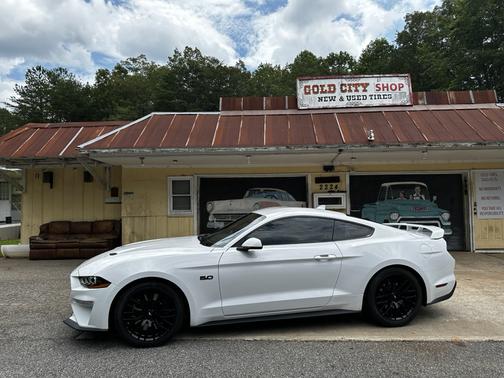 2021 Ford Mustang GT Premium