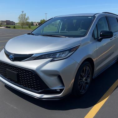 2024 Toyota Sienna XSE