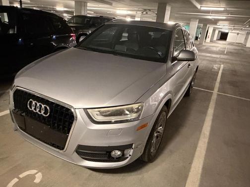 Silver 2015 Audi Q3 2.0T Prestige
