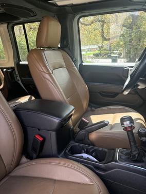 Green 2023 Jeep Wrangler Rubicon