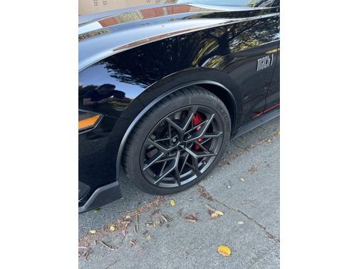 2022 Ford Mustang Mach 1