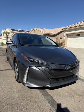 2022 Toyota Prius Prime XLE