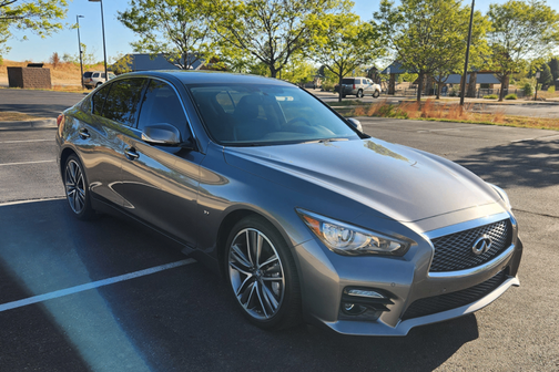 Gray 2015 INFINITI Q50 Sport