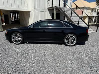 2013 Audi S8 4.0T