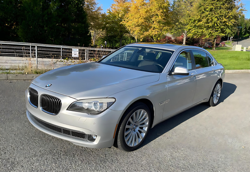 2011 BMW 750 Li xDrive