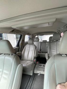 Silver 2011 Toyota Sienna XLE