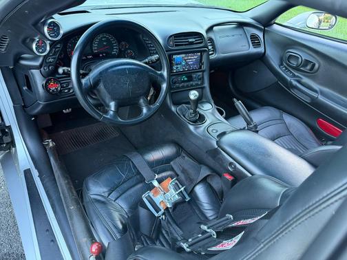 Silver 2001 Chevrolet Corvette Base