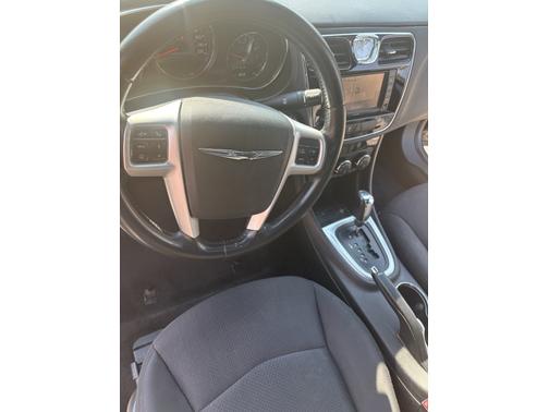 2012 Chrysler 200 Touring