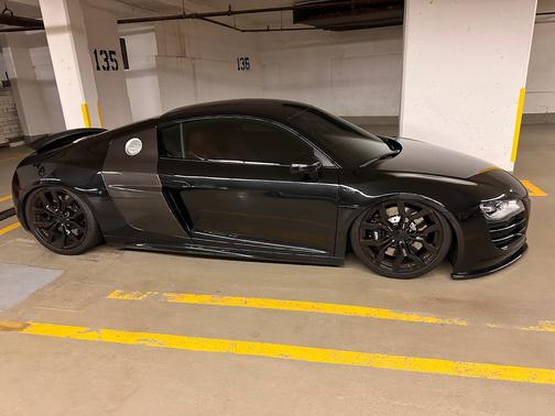 2010 Audi R8 5.2 quattro
