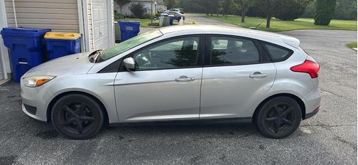 Silver 2018 Ford Focus SE