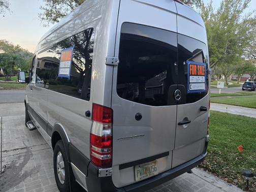 2017 Mercedes-Benz Sprinter 2500 Standard Roof