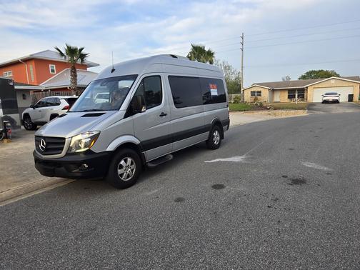 2017 Mercedes-Benz Sprinter 2500 Standard Roof