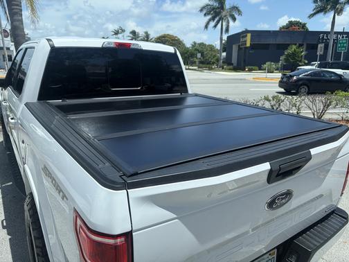 White 2020 Ford F-150 XLT