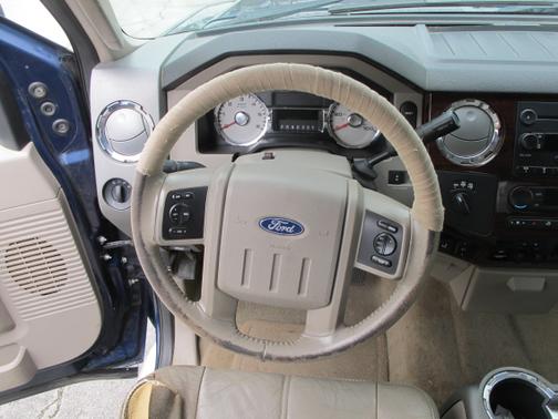 2008 Ford F-250 Lariat Crew Cab Super Duty