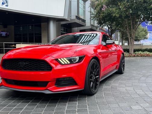 2017 Ford Mustang V6