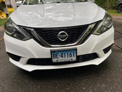 White 2019 Nissan Sentra S
