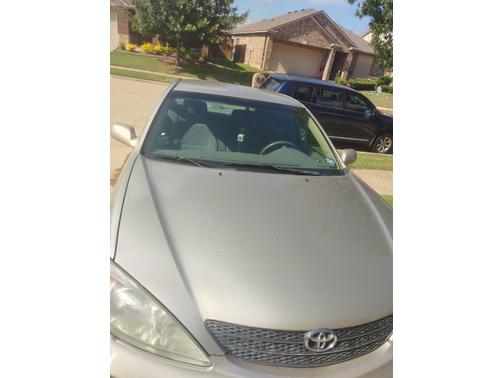 2004 Toyota Camry LE