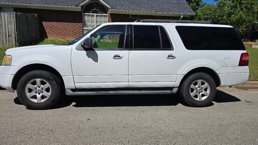 2010 Ford Expedition EL XLT