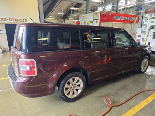 2010 Ford Flex SE