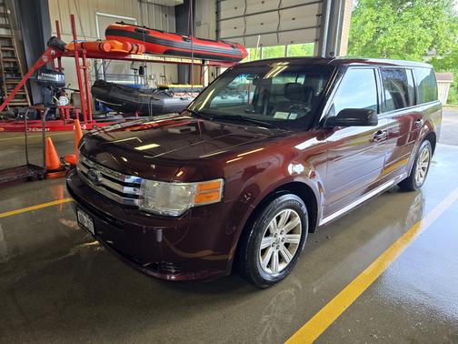 2010 Ford Flex SE