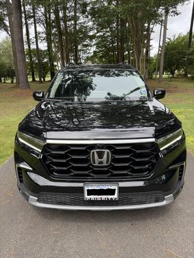 Black 2025 Honda Pilot Elite AWD