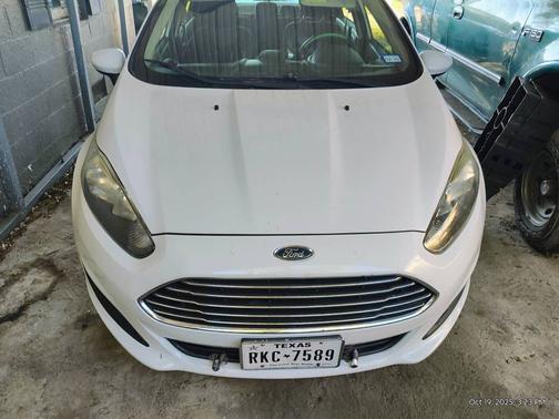 2016 Ford Fiesta S