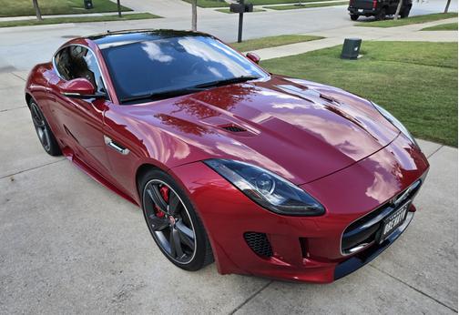 2017 Jaguar F-TYPE R