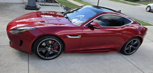 2017 Jaguar F-TYPE R